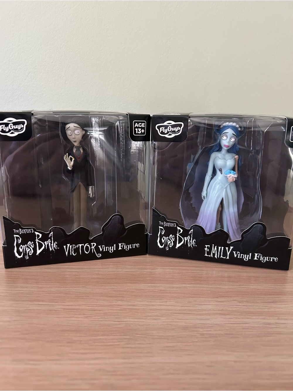 FlyGuys - Vinyl Figures- Corpse Bride
Emily & Victor